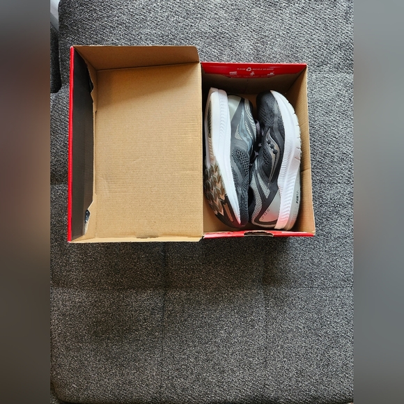 Saucony Jazz 22 Running Shoes 8W - Picture 3 of 9